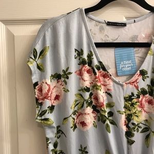 Light blue floral twist shirt